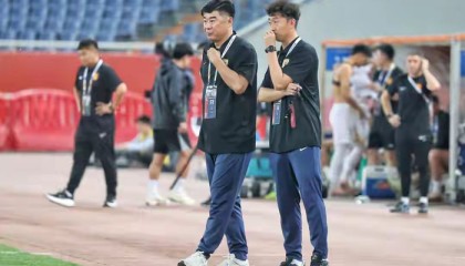 又是韩国教练，泰山队新帅考察K联赛名宿，比徐正源名气还大|韩鹏|夏窗|金度勋|山东泰山|北京国安_新浪体育_新浪新闻