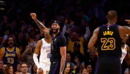 开云入口-9胜1负定律上线！湖人找回赢球利器 逆袭无需交易？