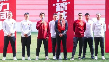 开云网页版-穆斯卡特：我不是一个人在战斗 团队协作非常重要